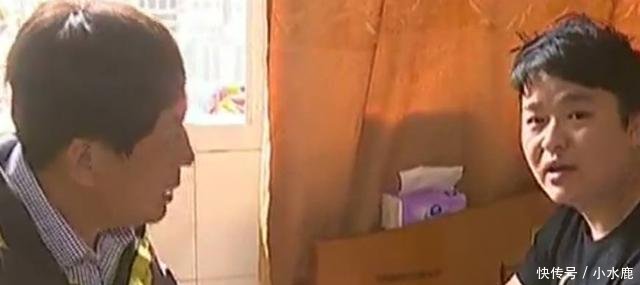 女子穿“透明”裤子看呆路人，网友社会人都这么玩！