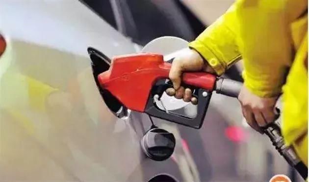 车叔辟谣!20条汽车谣言,你中过几条?