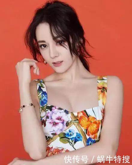 热巴这次穿的花裙子难度太高，异域风情不是你想穿就能穿得出来！