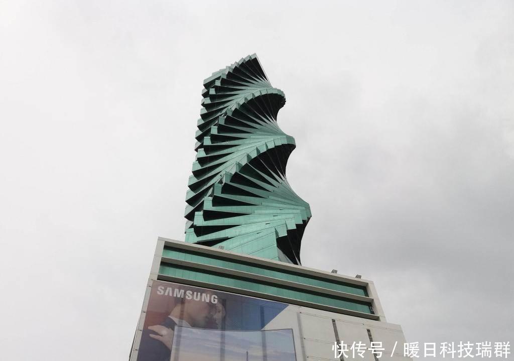  预算■全球最扭曲摩天大楼：243米高还要旋转315度，预算却仅500