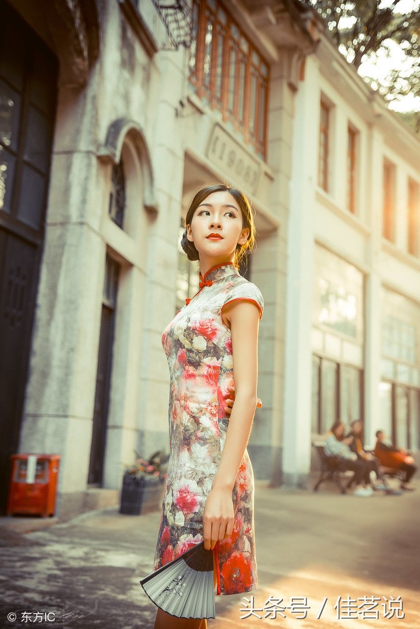 夏季怎样显示你的美，据说只有少部分人可以驾驭的了中国旗袍