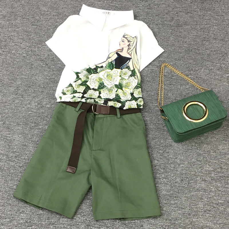 7月旅游别穿裙子，不方便又不上相，时尚短裤套装，不打扮也漂亮