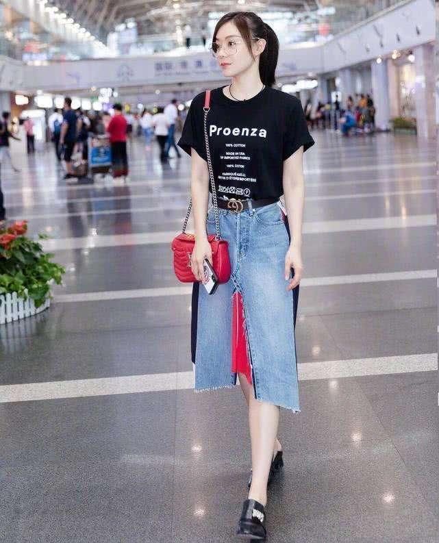 江疏影撞衫没输过，根本就不是凭她这双腿，完全是赢在了穿搭上!