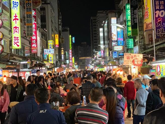 高雄推＂高雄币＂刺激消费