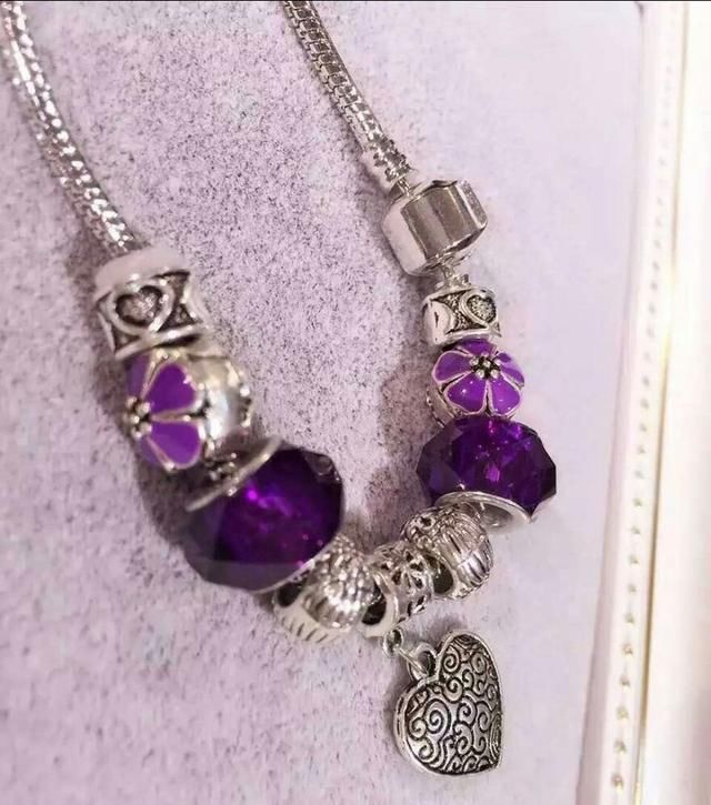 心理测试:你最喜欢哪一款潘多拉手链，测试你长着一张什么脸