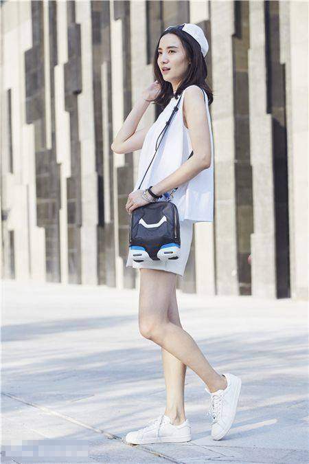 她知性大气吸粉无数，穿搭比杨幂还厉害，却被传当小三毁三观！