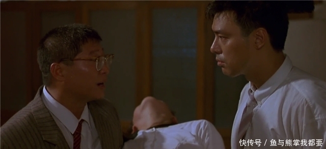 宝宝和妈妈合作