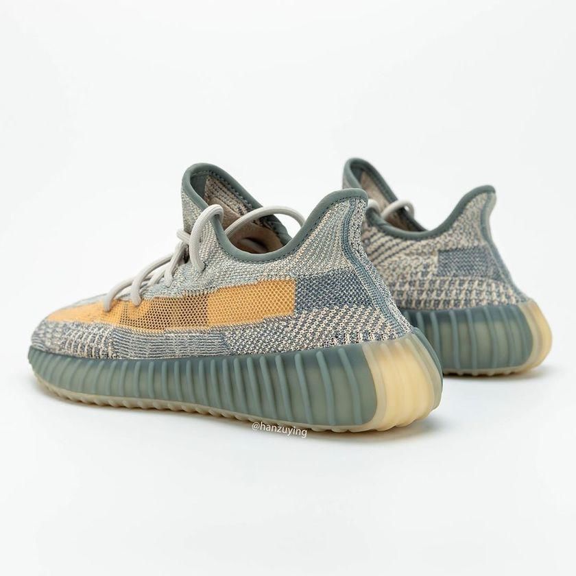  #上脚#Yeezy 350 V2 新配色首次曝光！这上脚效果你可以吗？