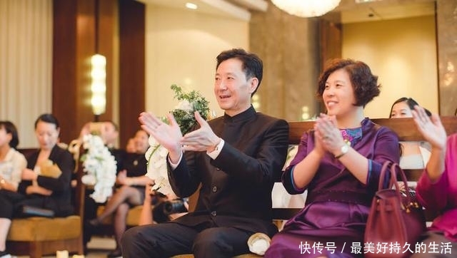  #妈妈#你的婚礼，找到那件让你的母亲大人优雅又大方的衣裳没？
