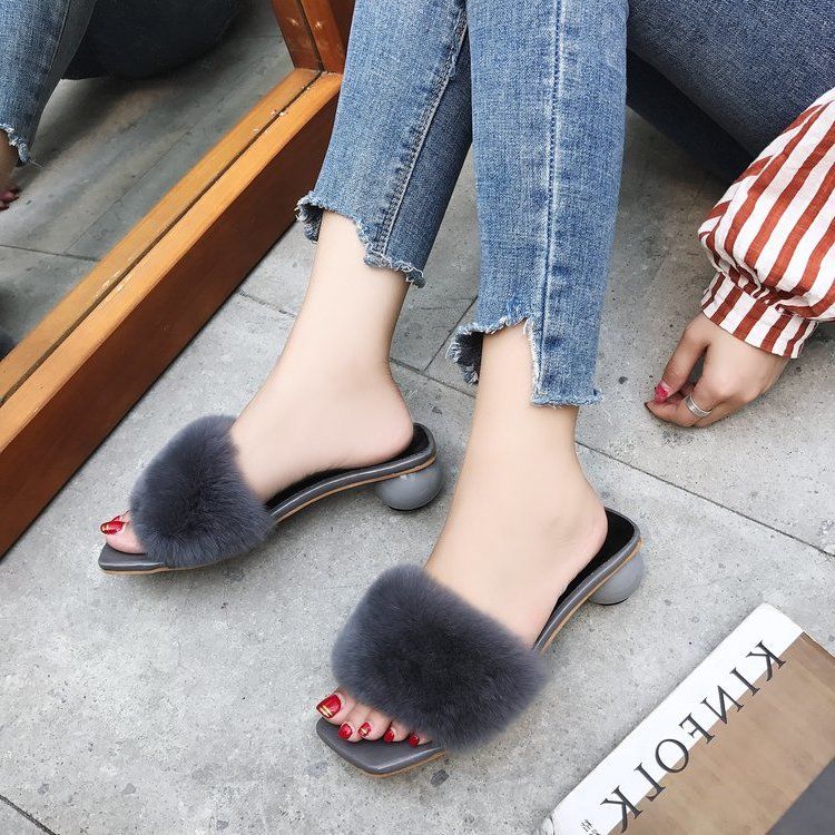 女人没有一双高跟鞋,聚会出门怎么行?这才是最好的个性搭配哦