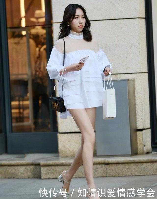 街拍： 小姐姐一款背心包臀裙,轻松穿出凹凸身材