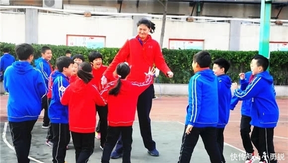 姚明詹姆斯身高