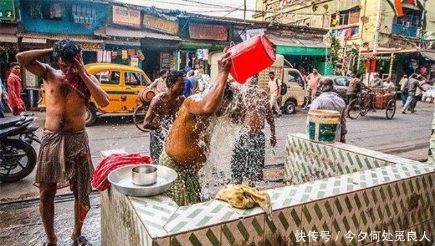 去印度旅游,难以理解的4个风俗习惯,你最不能接受哪一个?