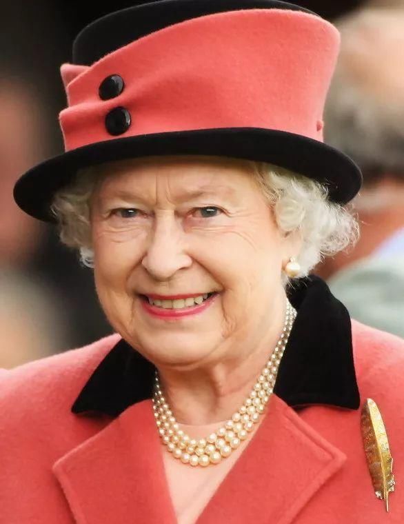 英国女王的珠宝，每一件都价值连城!