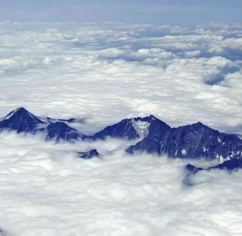 仍未公开的绝对秘境！中国版的“黄石公园”，亚洲最大的冰瀑－－