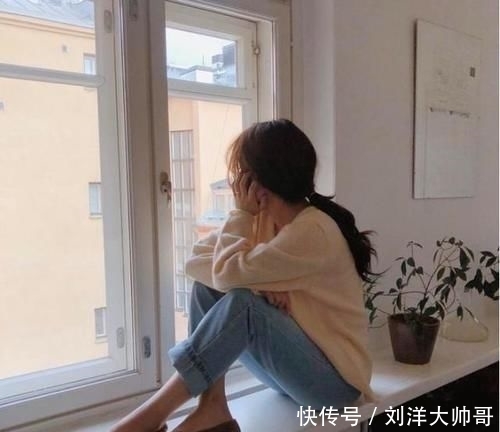 『脸部线条』女生换发型前看这里!男生心目中最爱的TOP 10女生发型排行榜