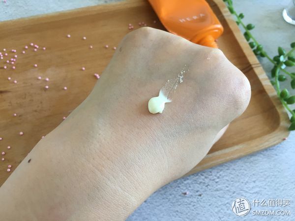 平价防晒霜测评 | 香蕉涂防晒霜的后果，瞬间惊呆了!