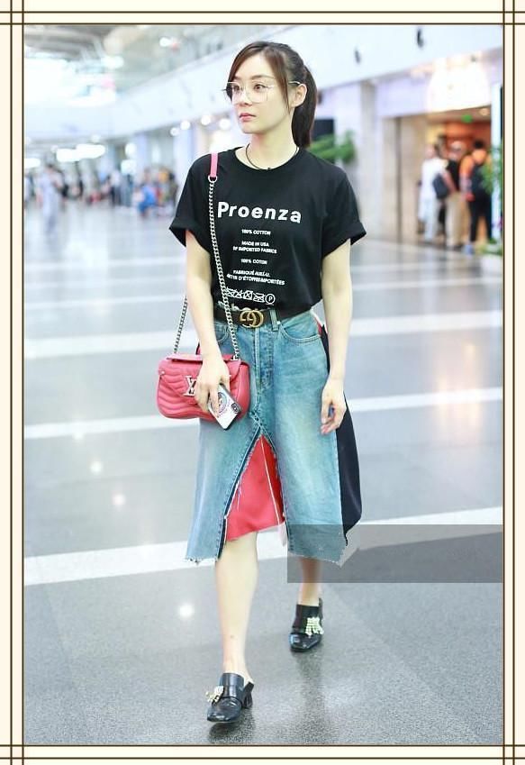 看了袁姗姗的拼接裙，再看看何穗，才知大女人和小女人差距这么大