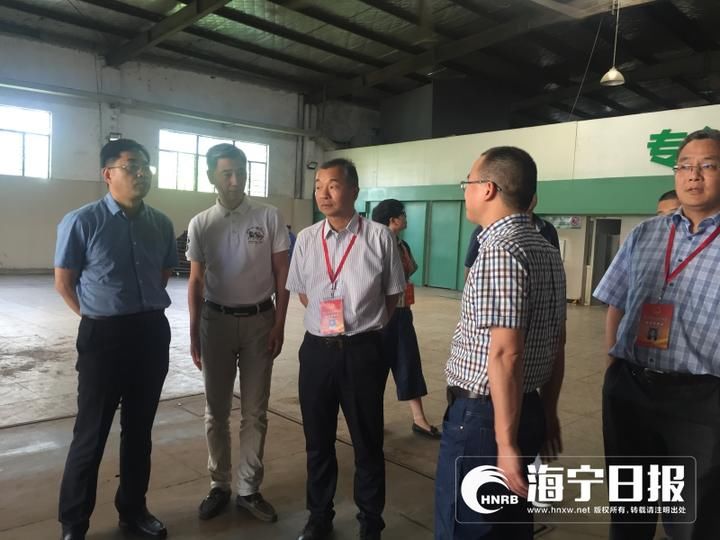 海宁市人大常委会开展固废污染防治一法一条