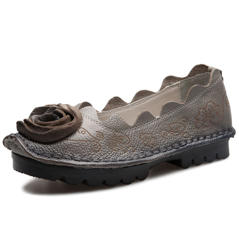 简单舒适的纯皮瓢鞋，最适合妈妈跳舞穿了，百搭不累脚