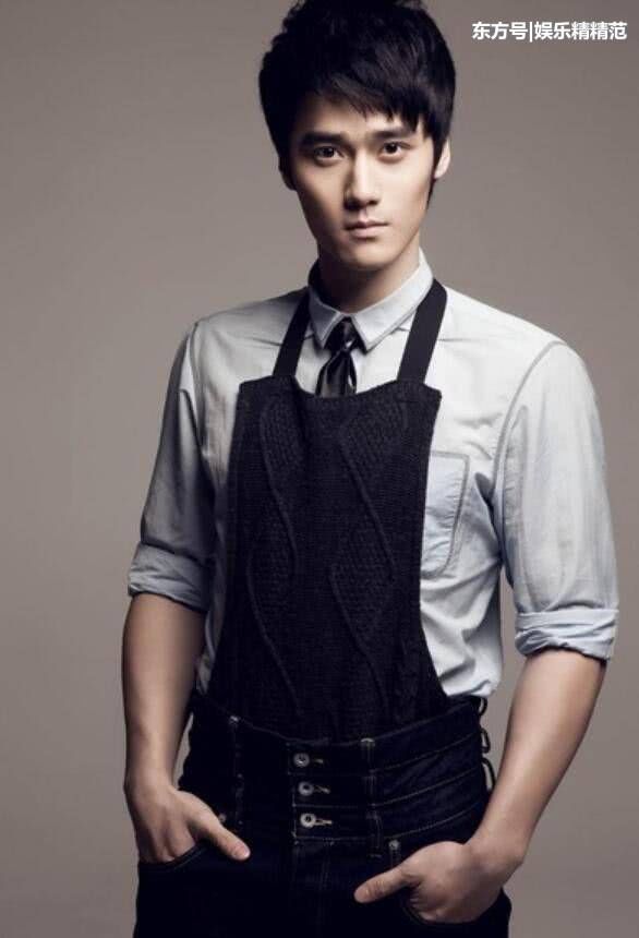 蒋劲夫14字打脸“出柜”谣言，日本女友曝光，网友松了一口气!