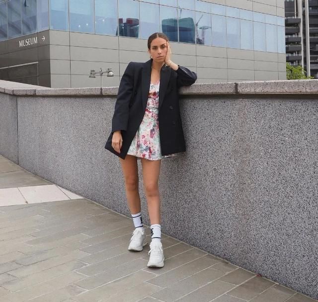 【TOP姐】一件黑色西装,打造16个时髦look!