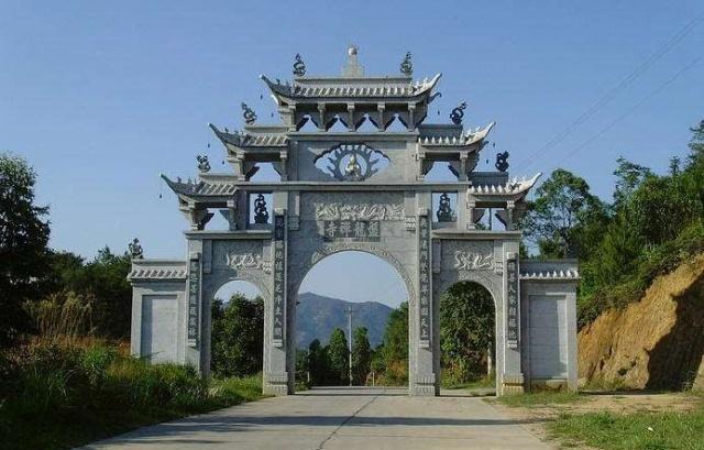 广东最有钱的县级市，位于三省交界，GDP高达675亿元！