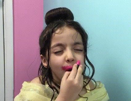 「UFO」美妆护肤UFO丨连pony高手都不得不爱的“勃艮第妆”打开新微熏方式!