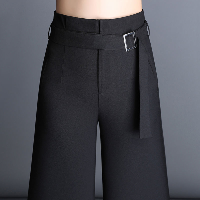 32-49岁女人，即使再漂亮也别穿牛仔裤，时髦的阔腿裤，才美