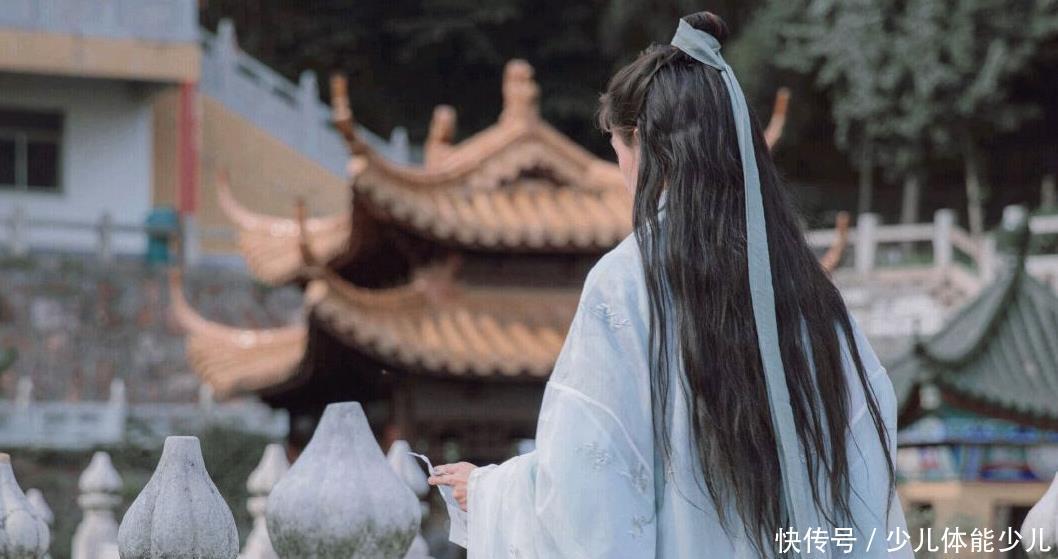 「内容」穿汉服拍证件时,需要着重注意的几点内容