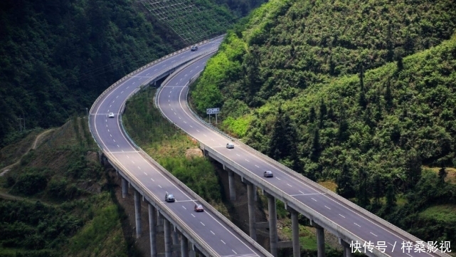  「高速」中国高速一年收费上千亿，为何年年喊亏损？钱都用去哪