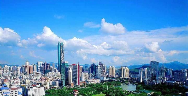 面积不足上海三分之一, GDP却将突破25万亿, 深圳的未来不可限量