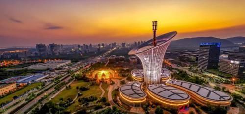  #西安#我国地理位置最优越的省会，不是广州西安，未来或将成国