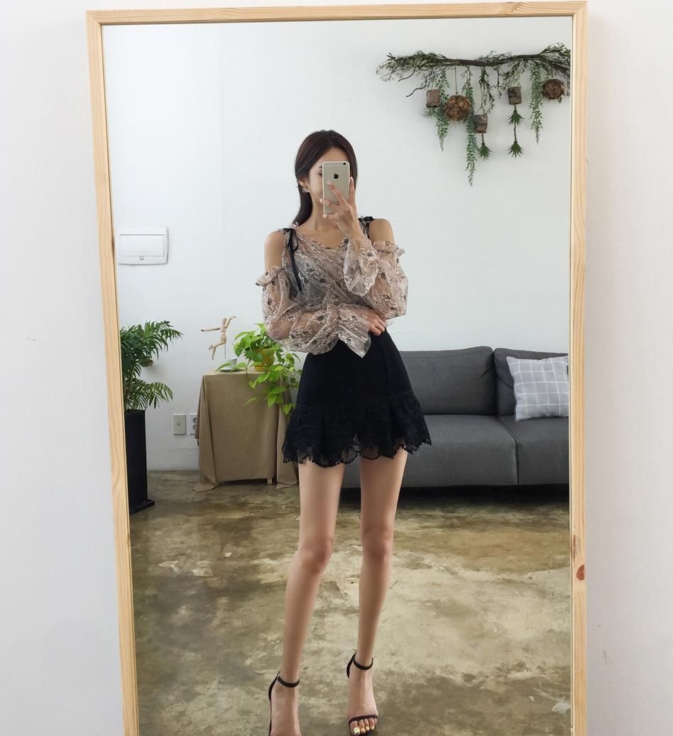 【气质】肉色丝袜配高跟,展现职场女神纤细大长腿,突显性感妩媚