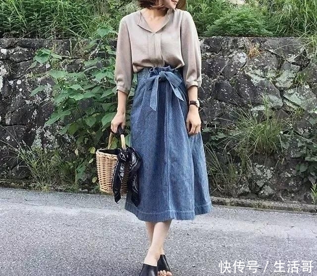  『最合适』春天穿衣搭配：?日本国漂亮小姐姐共享最合适个子矮的女生的春天穿衣搭配！