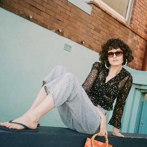 纱裙，穿出若隐若现的性感与梦幻