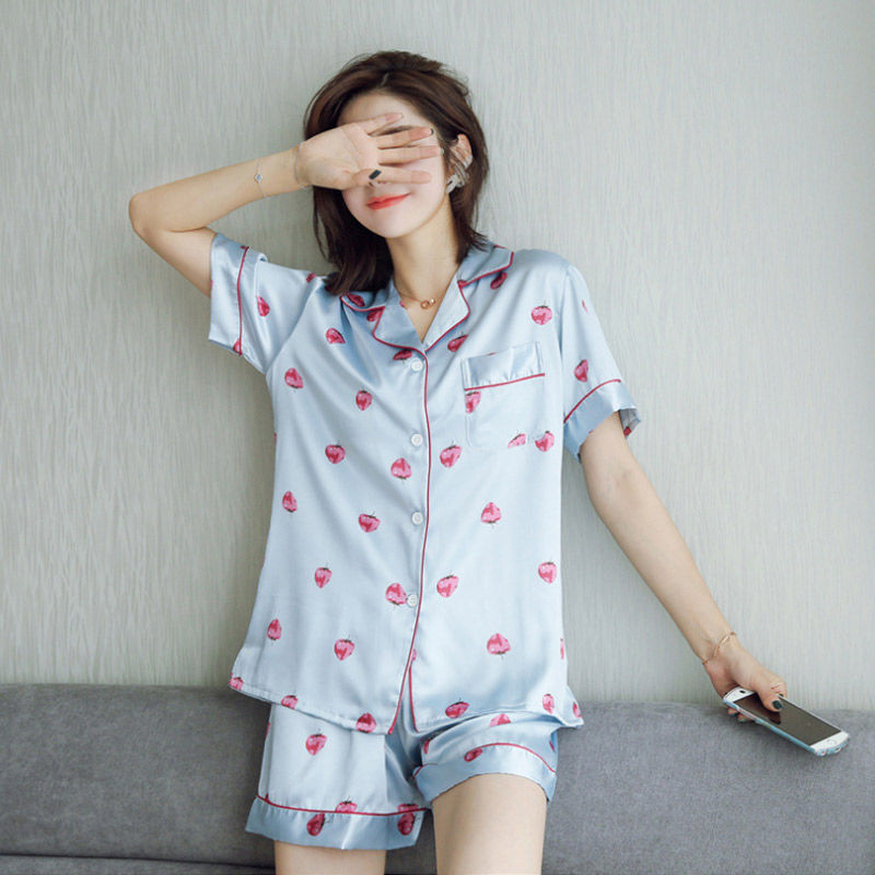 居家就买它，舒服时尚的吊带睡衣，漂亮的你值得拥有