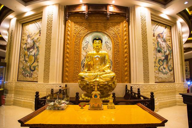 世界最大释迦牟尼坐佛原来在这里,还能亲眼目睹佛祖真身舍利