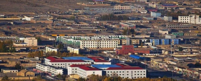 中国面积最“大”的镇，相当于25个深圳，境内世界奇景遍布！