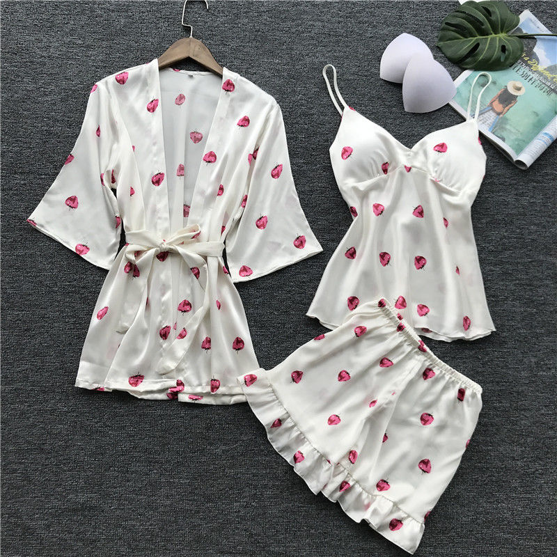 老公总给我买这样“调性”睡衣，薄薄一层又不露，超喜欢