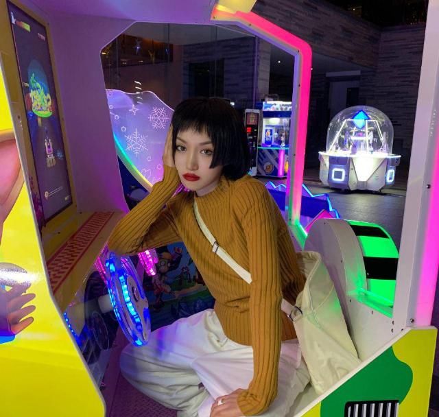  #搭来#4月气质女神穿搭来袭！时髦洋气显气质，优雅精致尽显女人味