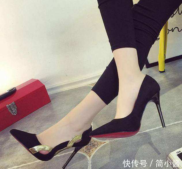 尖头高跟鞋显瘦又华丽，穿上它会让人目不转睛的注视你