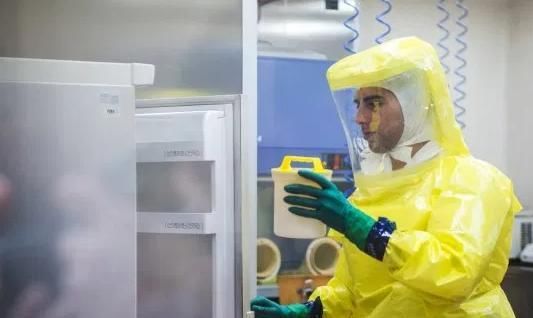  中华民族：摩洛哥进入紧急状态，一架专机接走侨民，香港乘客高呼：祖国万岁