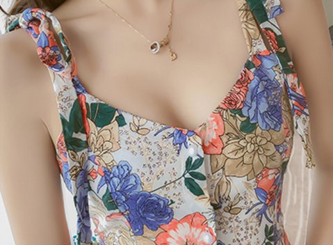 谁说太丰满穿衣不好看?我姐这样穿，简直太有女人味!迷死人了