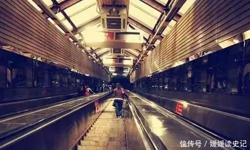 70年代，解放碑还是最高的建筑——老照片上的重庆记忆