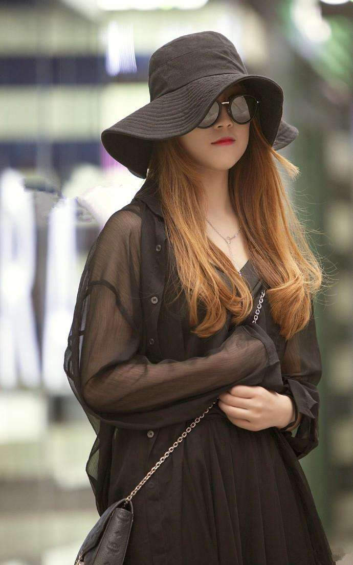 几组黑色系温柔清爽风的搭配LOOK, 有你喜欢的吗?