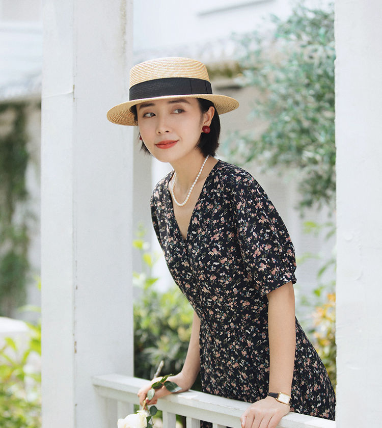  「夏季」2020夏季就穿“碎花”连衣裙,显肤白还显腿长,女人味十足!
