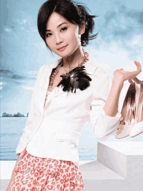 蔡卓妍回应订婚事件, 明星的声明都有些无奈