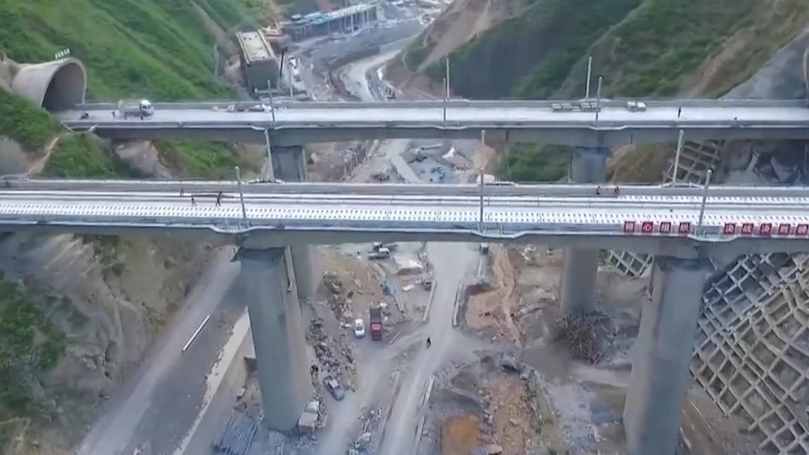 打穿喜马拉雅山！在西藏修建一条铁路，直达尼泊尔！