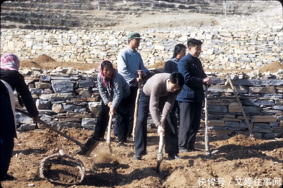 老外眼中80年代的中国农村，第三张大家都非常熟悉，现在还很普遍